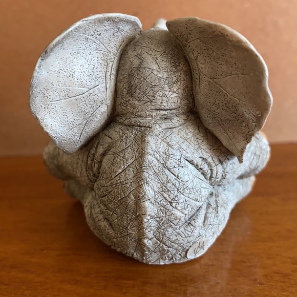 Tuskers Family Tree Elephant Figurine - Picture 5 of 10